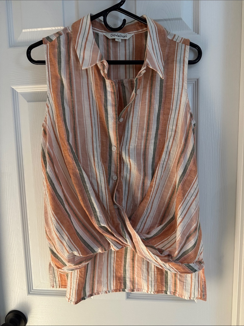 Davi & Dani Women's Sleeveless Twist-Front Stripe Top in Peach